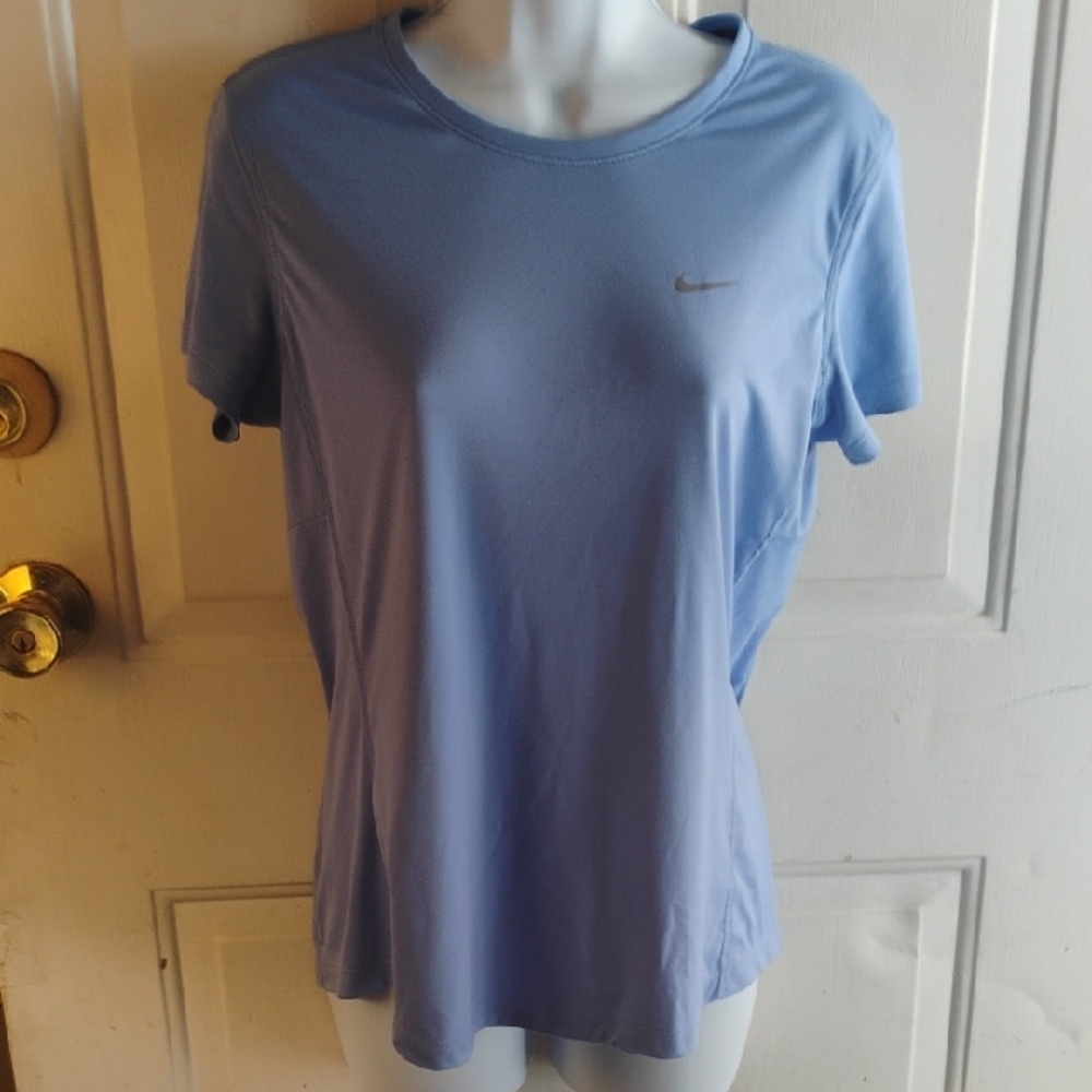 Nike Women's Sky Blue Short Sleeve Tee